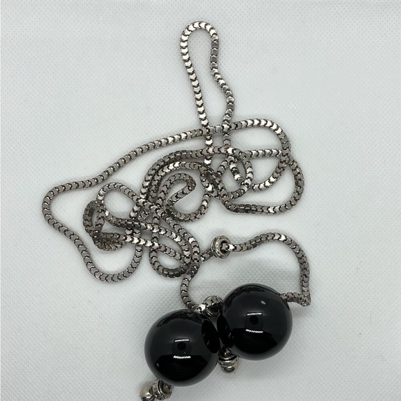 Necklace - Picture 2 of 3